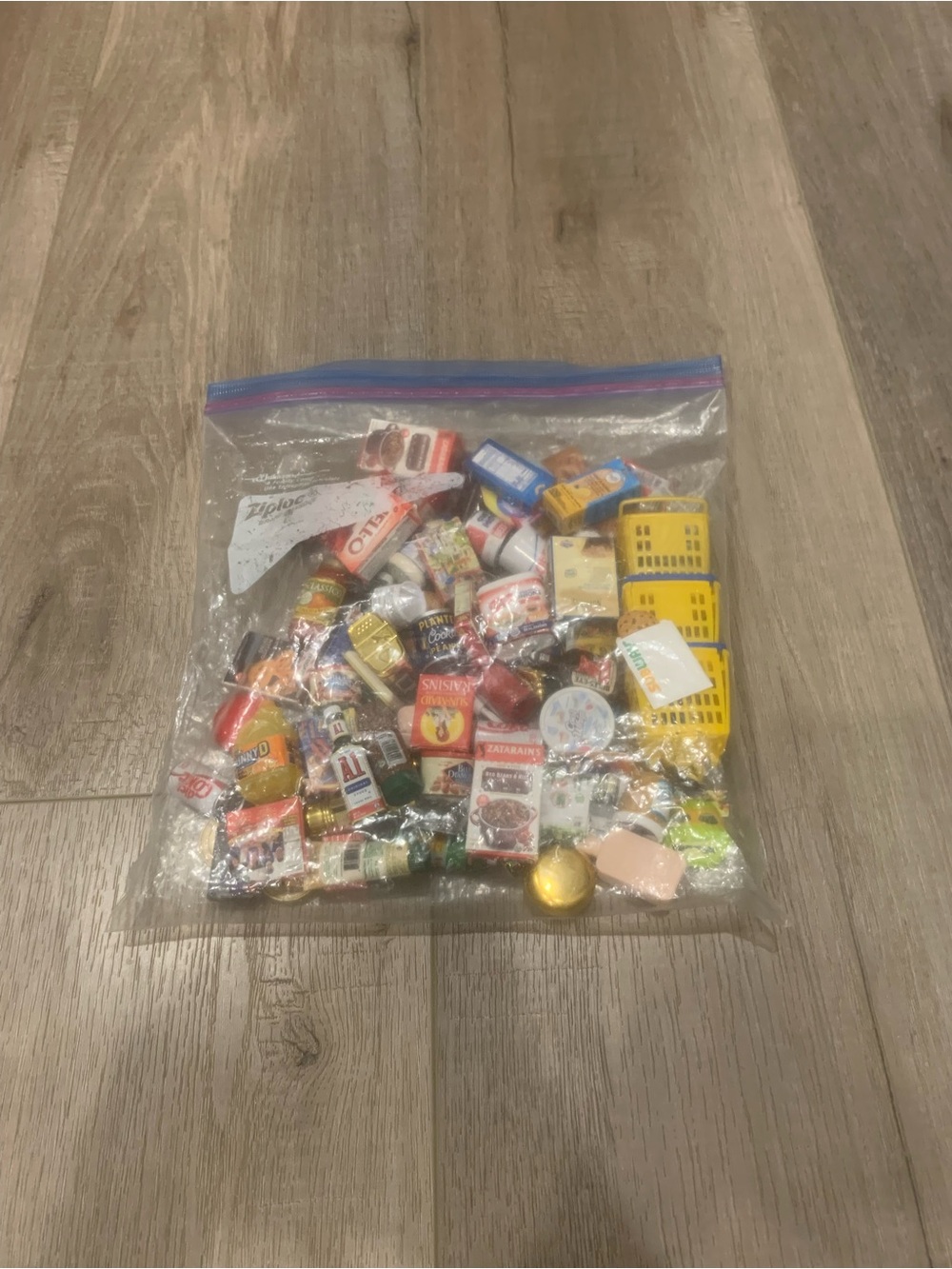 Mini brands lot